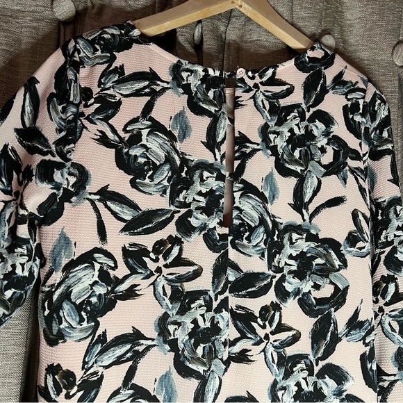 C & E Pink Floral Cropped Sleeve Shift Dress Size Small - Picture 13 of 13